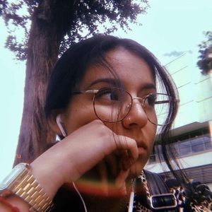 Meet your Posher, Alejandra